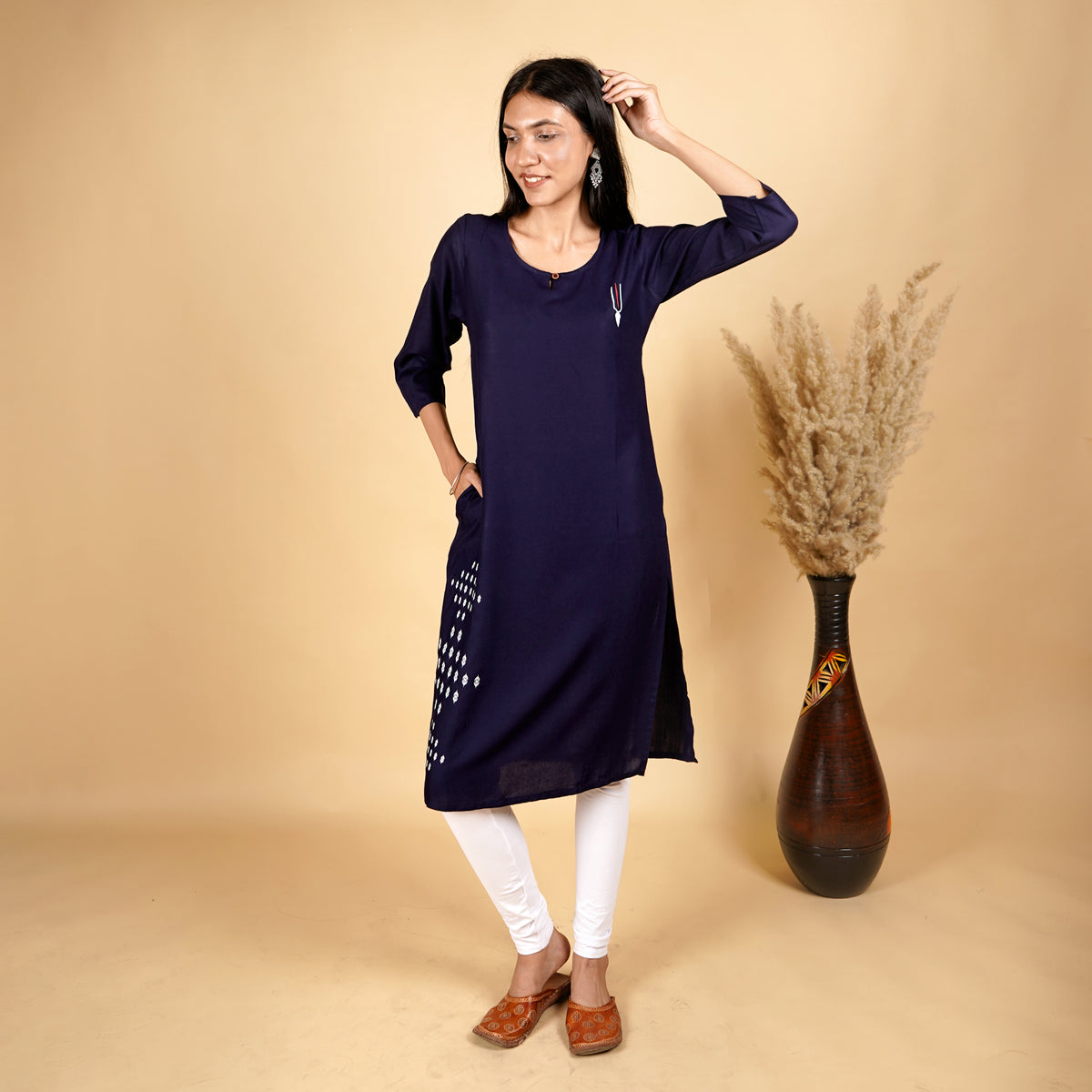 Women's Navy Blue Floral Printed Kurti