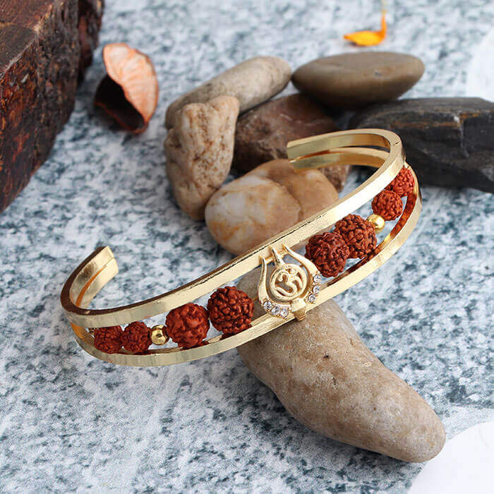 Stylish Om With Rudraksha Gold Bracelet – Prabhubhakti