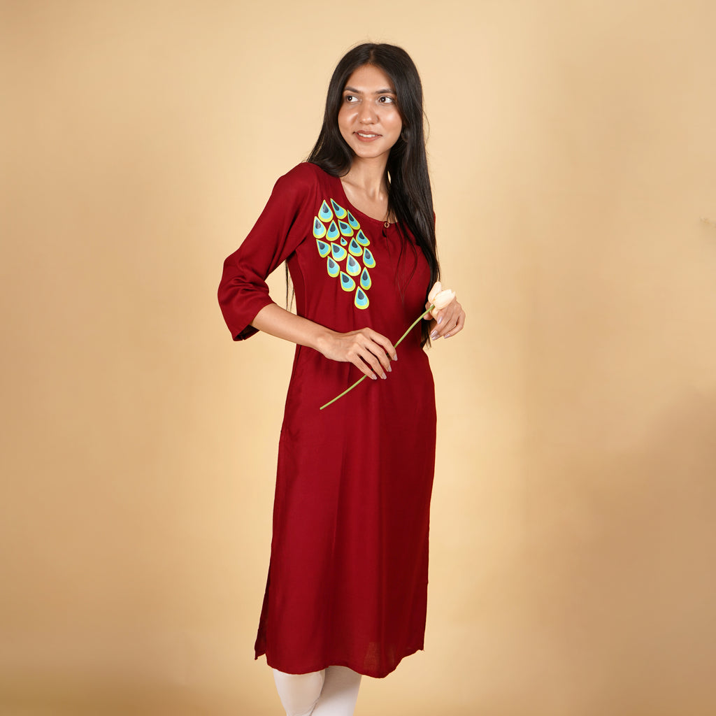 Morphankh Pattern Maroon Long Kurti for Women