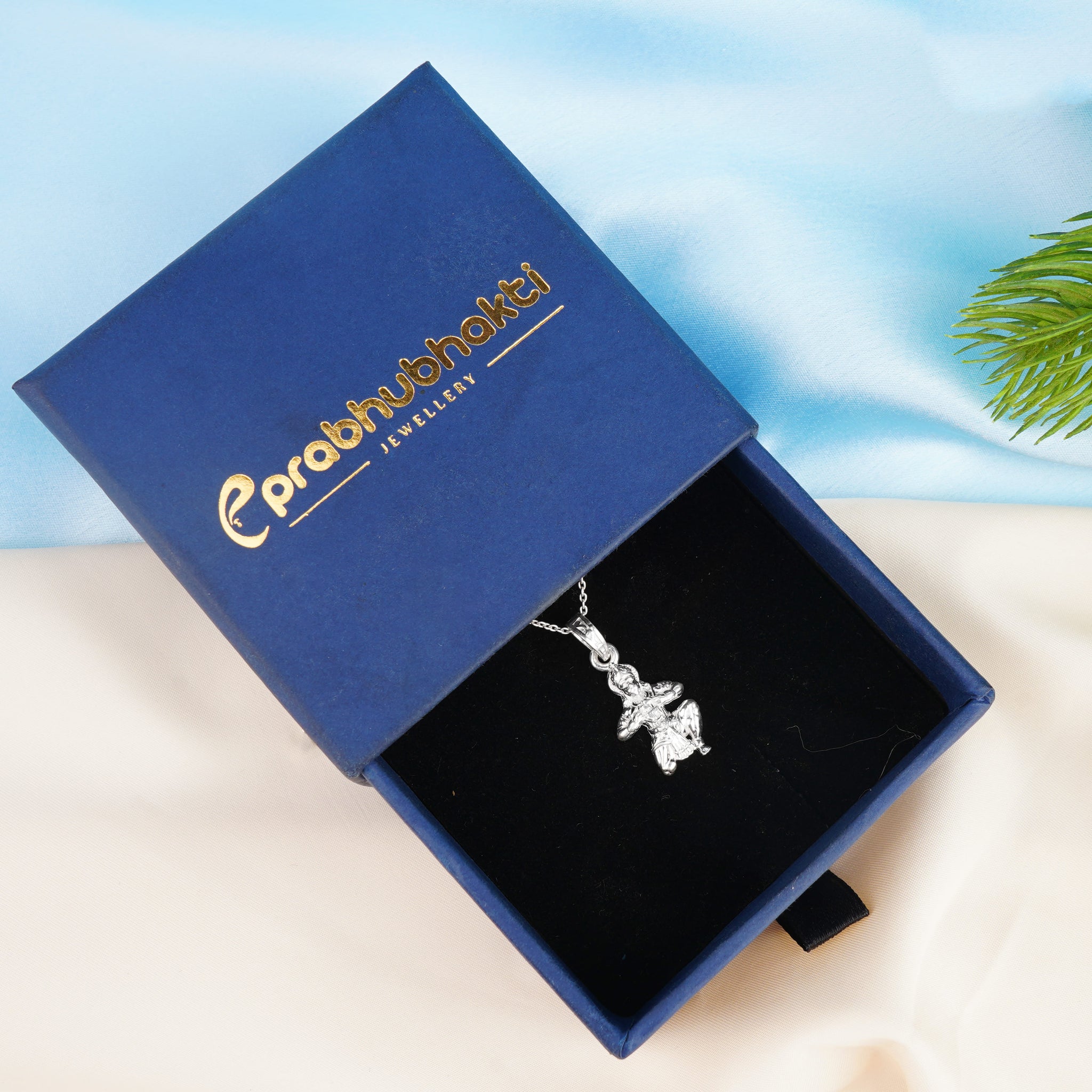 Prabhubhakti Hanuman locket Silver For Men | Chandi Locket