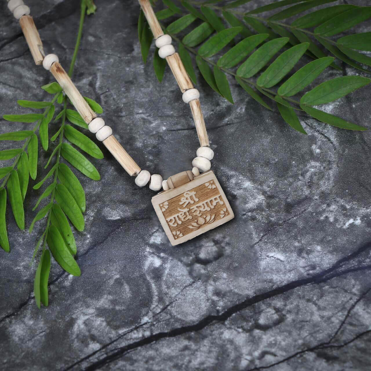 Shree Radhe Shyam Pendant Tulsi Mala – Prabhubhakti